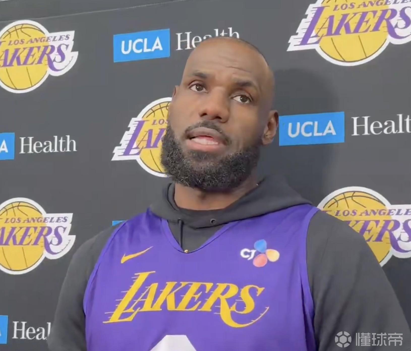 詹姆斯：与布朗尼一起在场上打球，这超过了职业生涯所有成就